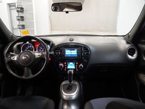 Used 2014 Nissan Juke SV w/ Navigation Package AWD/4WD image 19