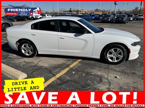 Used 2023 Dodge Charger SXT image 10