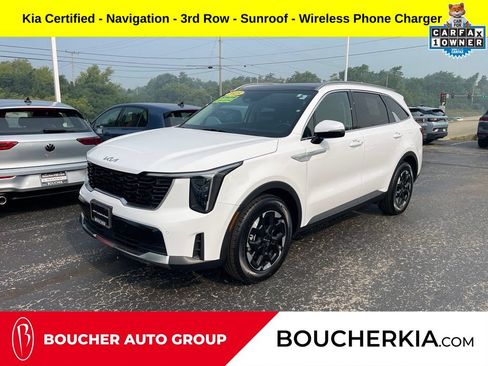Certified 2025 Kia Sorento S w/ Panoramic Sunroof Package FWD image 1