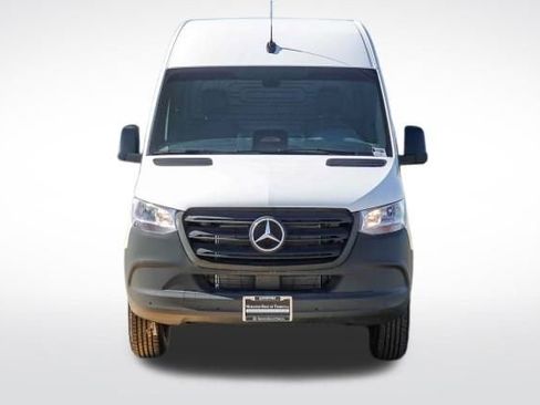 New 2025 Mercedes-Benz Sprinter 2500 image 2