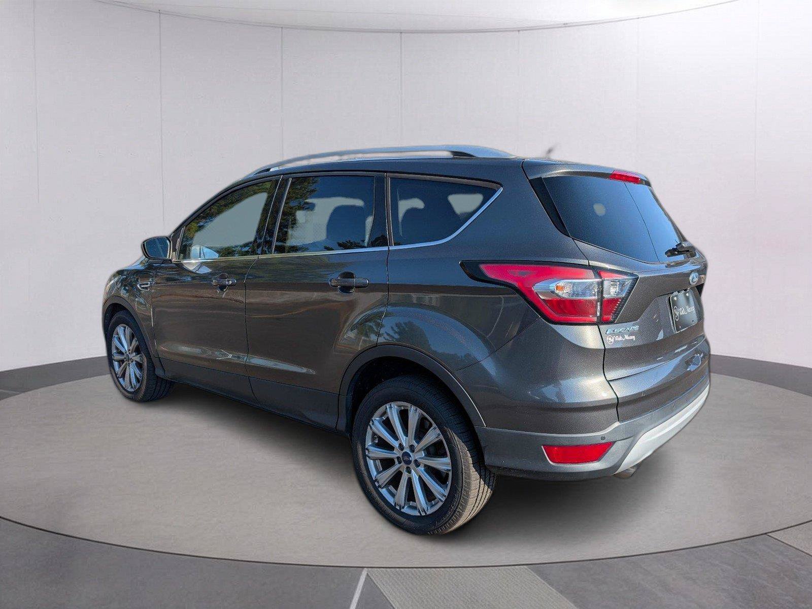 Used 2017 Ford Escape Titanium AWD/4WD image 5