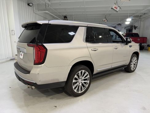 Used 2023 GMC Yukon Denali image 5