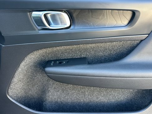 Certified 2023 Volvo XC40 Recharge Plus AWD/4WD image 21