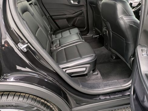 Used 2023 Ford Escape Platinum image 26