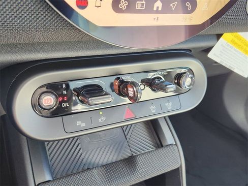 Used 2025 MINI Cooper Countryman S w/ Comfort Package Max image 18