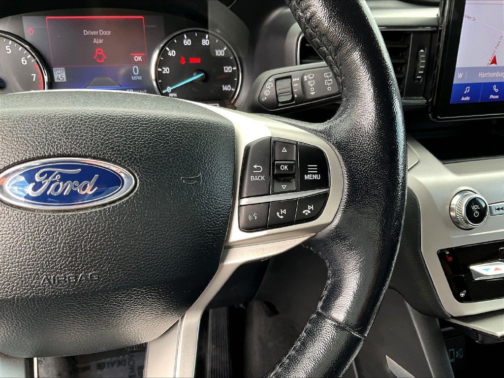 Used 2023 Ford Explorer XLT w/ Equipment Group 202A AWD/4WD image 12