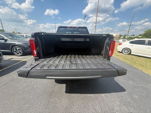 Used 2023 GMC Sierra 1500 Denali AWD/4WD image 5