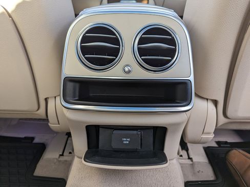 Used 2017 Mercedes-Benz S 550 4MATIC Sedan image 42