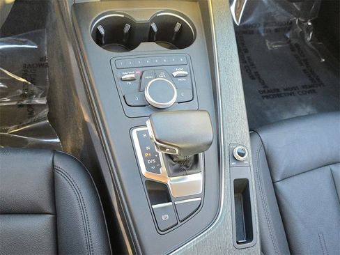 Used 2019 Audi A4 2.0T Premium image 30
