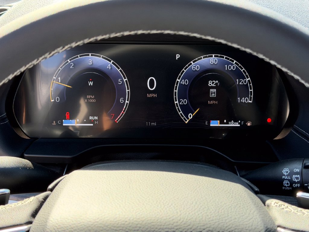 New 2026 Jeep Grand Cherokee Altitude RWD image 11