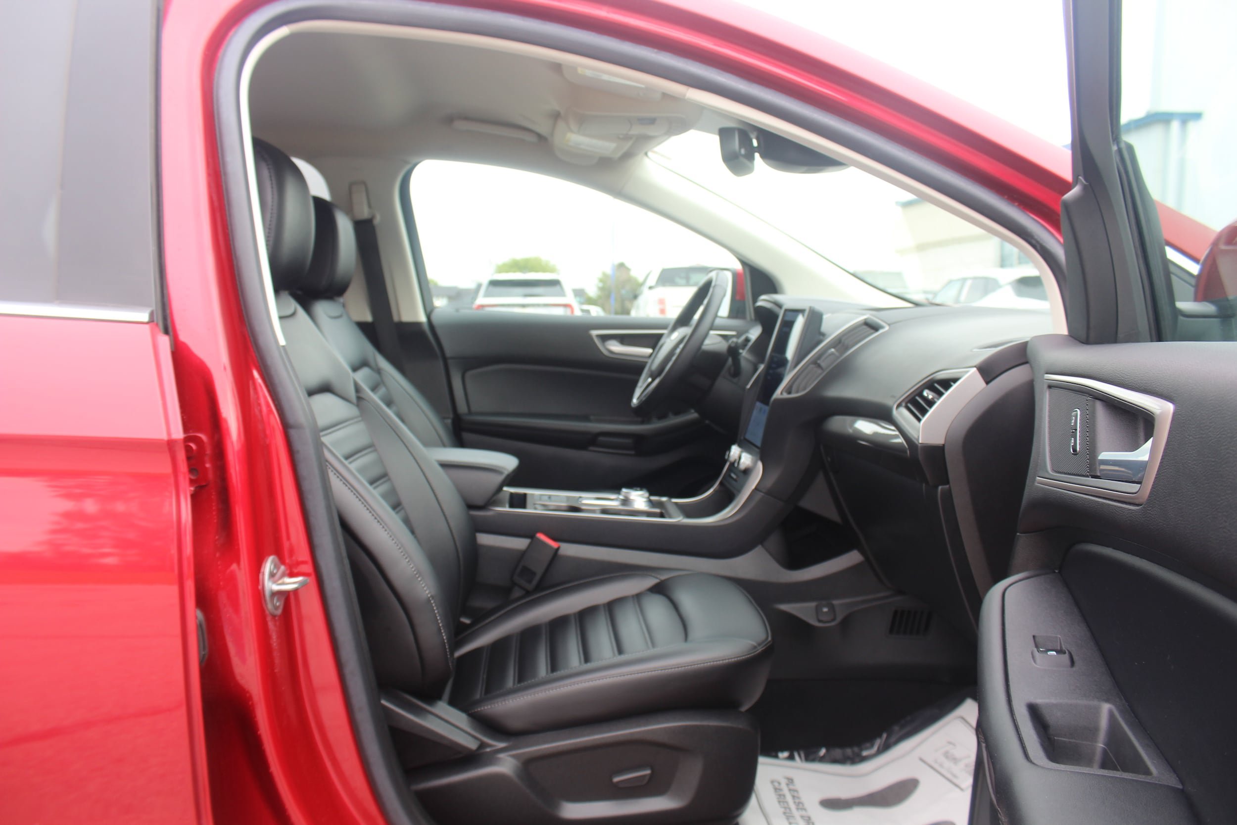 Used 2023 Ford Edge SEL w/ Convenience Package AWD/4WD image 16