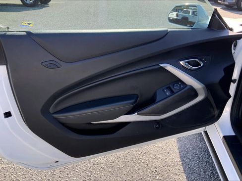 Used 2017 Chevrolet Camaro LT image 20
