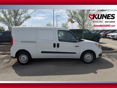 Used 2022 RAM ProMaster City Tradesman FWD image 5