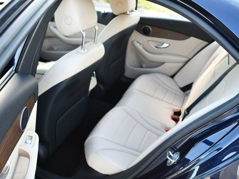 Used 2019 Mercedes-Benz C 300 4MATIC Sedan image 16