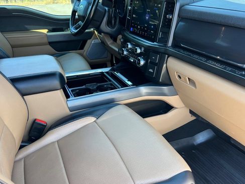 Certified 2023 Ford F250 Lariat w/ Chrome Package AWD/4WD image 16