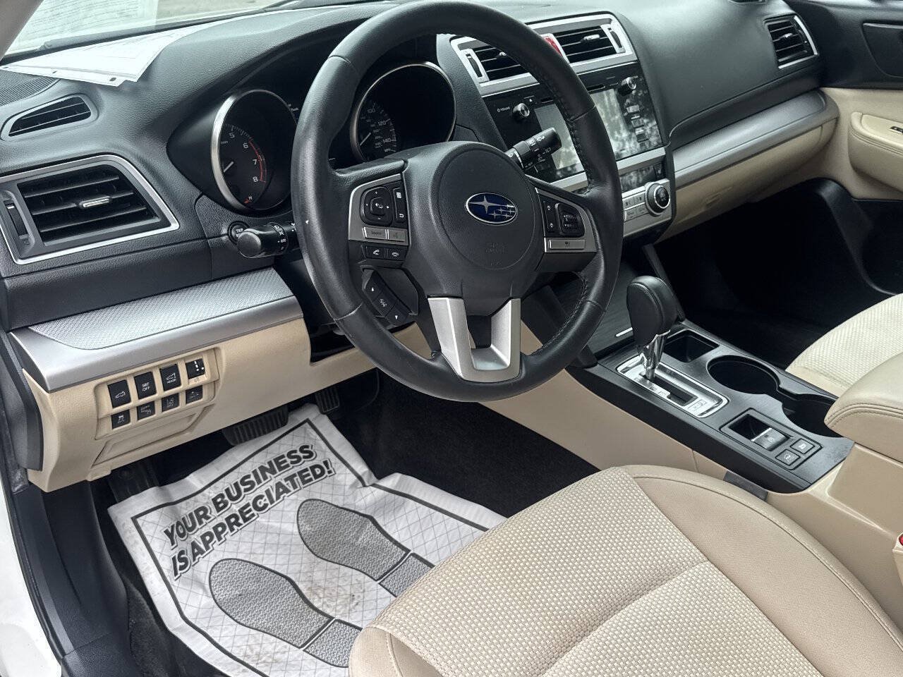 Used 2015 Subaru Outback 2.5i Premium AWD/4WD image 18