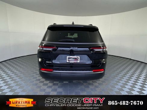 New 2026 Jeep Grand Cherokee L Limited AWD/4WD image 6