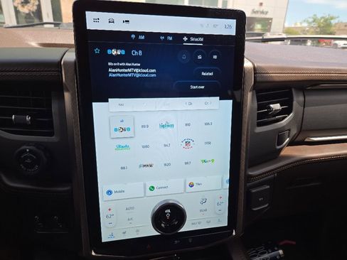 Used 2023 Ford Expedition King Ranch AWD/4WD image 19