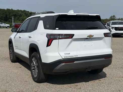 Used 2025 Chevrolet Equinox LT w/ Convenience Package II AWD/4WD image 6