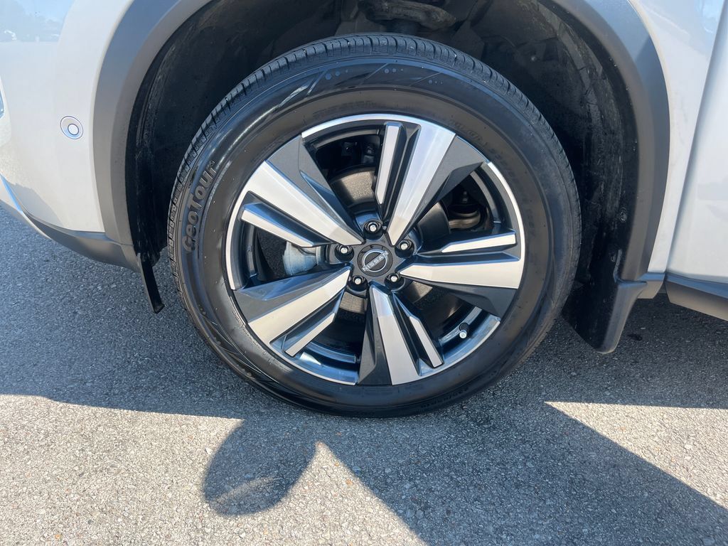 Used 2023 Nissan Rogue Platinum w/ Platinum Premium Package FWD image 31