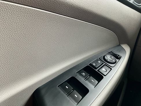 Used 2020 Hyundai Tucson Value w/ Cargo Package image 24