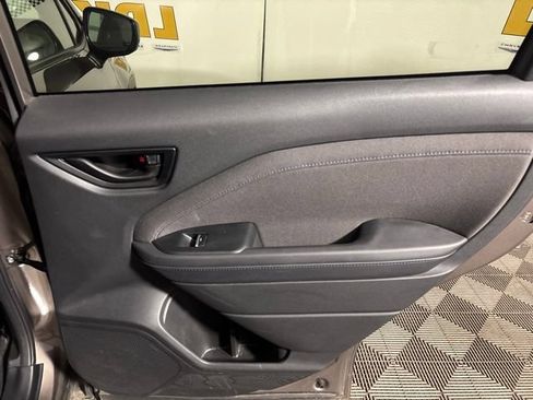 Used 2025 Subaru Forester Premium AWD/4WD image 20