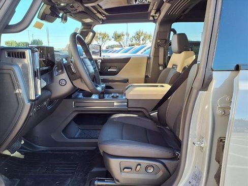 New 2026 GMC Hummer EV 4x4 Crew Cab image 17