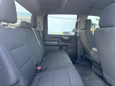 Used 2022 Chevrolet Silverado 2500 Custom w/ Custom Convenience Package AWD/4WD image 16