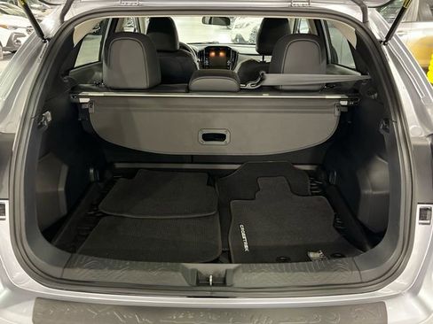 Used 2024 Subaru Crosstrek 2.5i Limited AWD/4WD image 25
