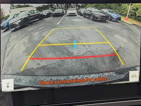 Used 2025 Toyota Camry SE image 25