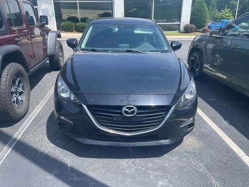 Used 2016 MAZDA MAZDA3 i Sport w/ Preferred Equipment Package FWD image 4