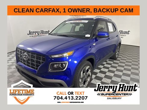 Used 2025 Hyundai Venue Limited image 1