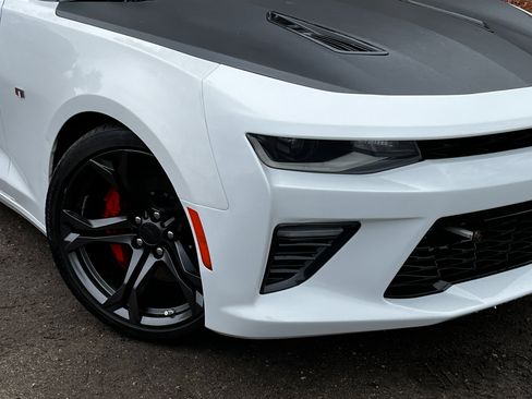Used 2018 Chevrolet Camaro SS image 12