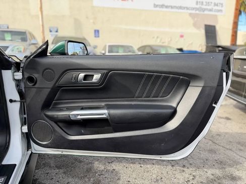 Used 2019 Ford Mustang Premium image 27