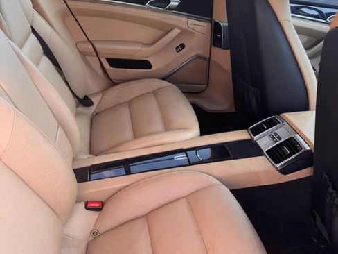 Used 2015 Porsche Panamera 4 AWD/4WD image 18