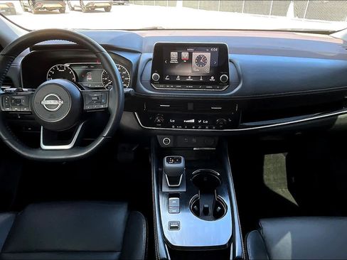 Used 2023 Nissan Rogue SL image 15