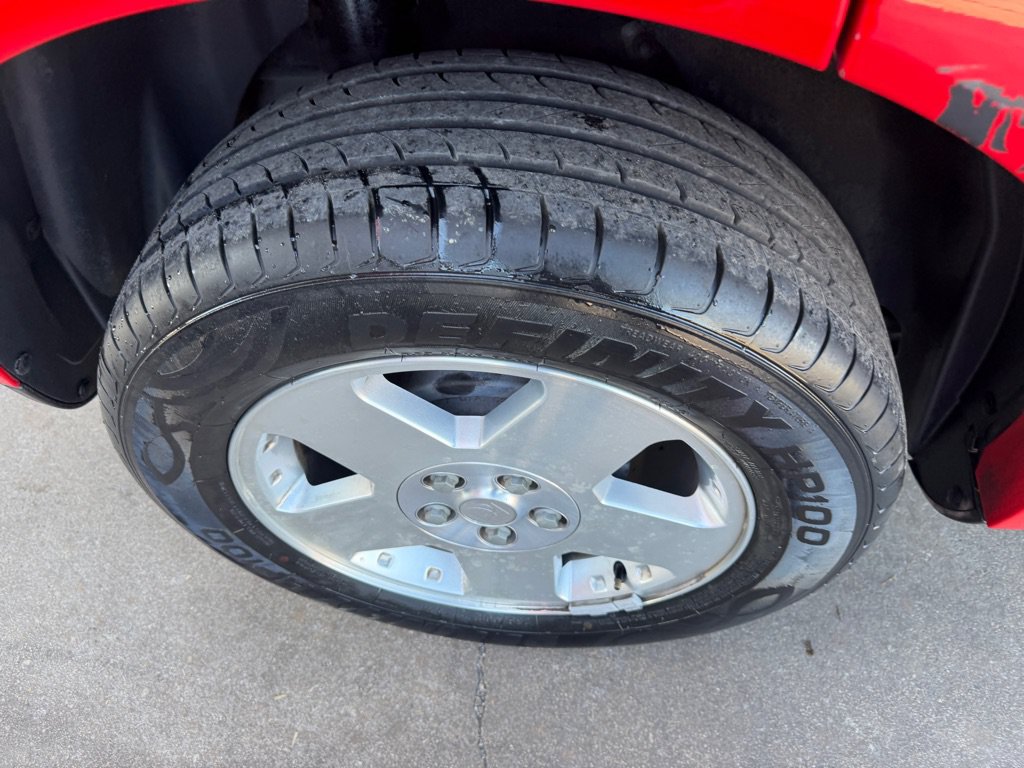 Used 2006 Saturn Vue 2WD V6 w/ Sun & Sound Pkg image 27