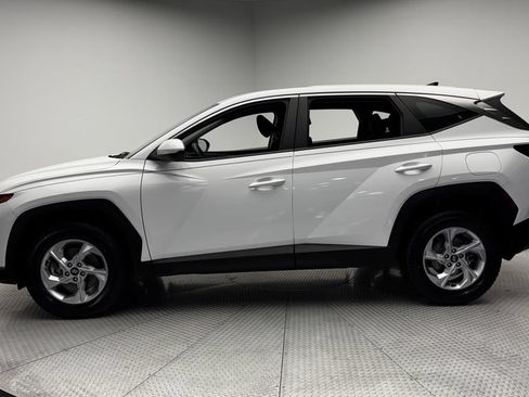 Used 2024 Hyundai Tucson SE AWD/4WD image 4