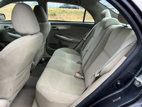 Used 2010 Toyota Corolla LE FWD image 14