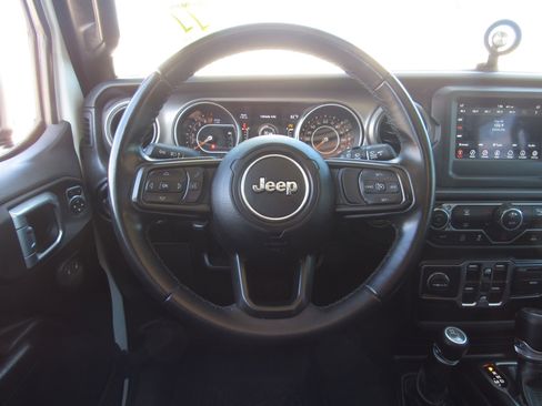 Used 2022 Jeep Wrangler Unlimited Sport image 22