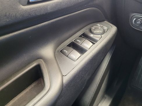 Used 2020 Chevrolet Equinox LT FWD image 27