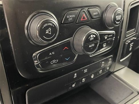 Used 2016 RAM 1500 Sport image 10