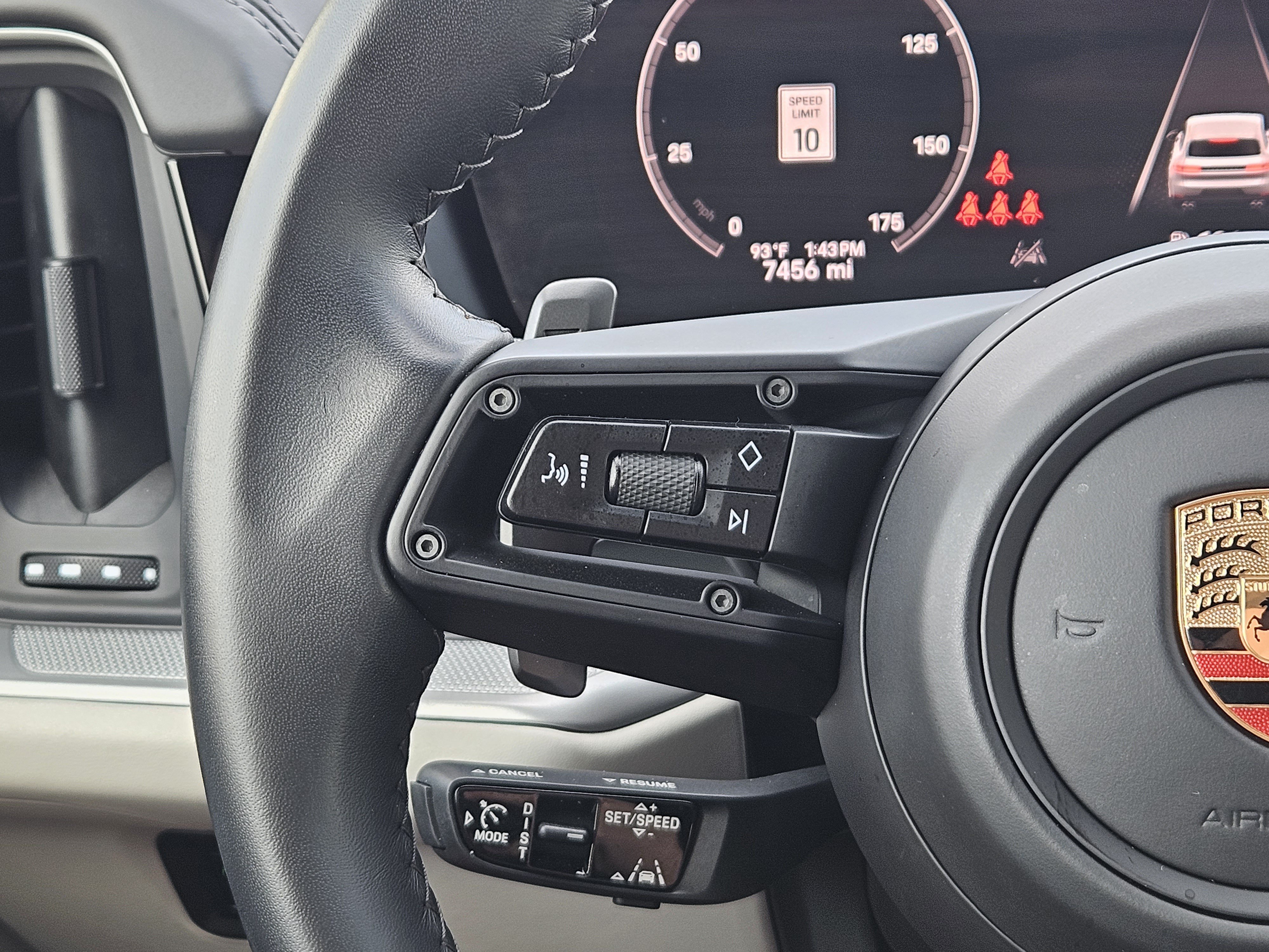 Certified 2024 Porsche Cayenne AWD/4WD image 26