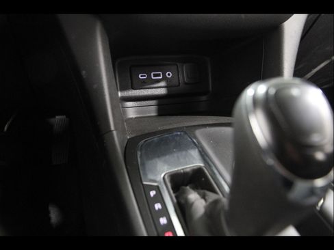 Certified 2021 Chevrolet Equinox LT image 13