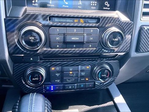 Used 2018 Ford F150 Raptor w/ Equipment Group 802A Luxury AWD/4WD image 33