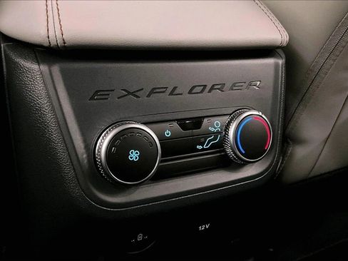 New 2026 Ford Explorer Active w/ Active Comfort Package image 33