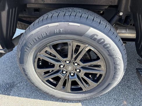 Used 2024 Ford F150 Platinum w/ Equipment Group 702A High AWD/4WD image 17