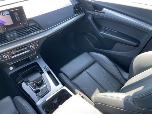 Used 2025 Audi Q5 2.0T Premium image 24