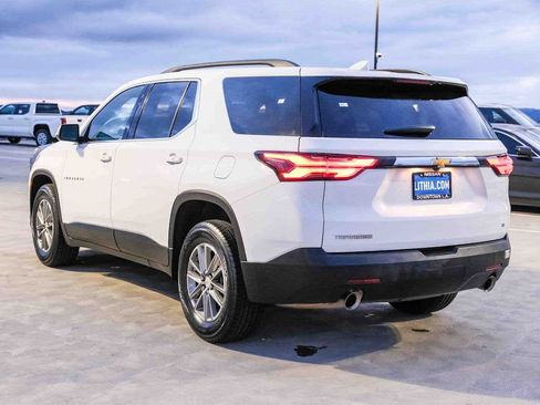 Used 2023 Chevrolet Traverse LT FWD image 6