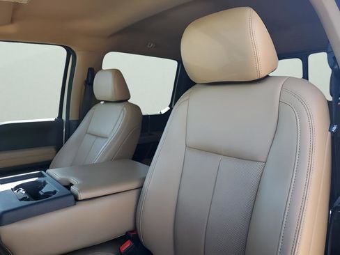 Used 2022 Ford F250 Lariat w/ Lariat Ultimate Package image 28